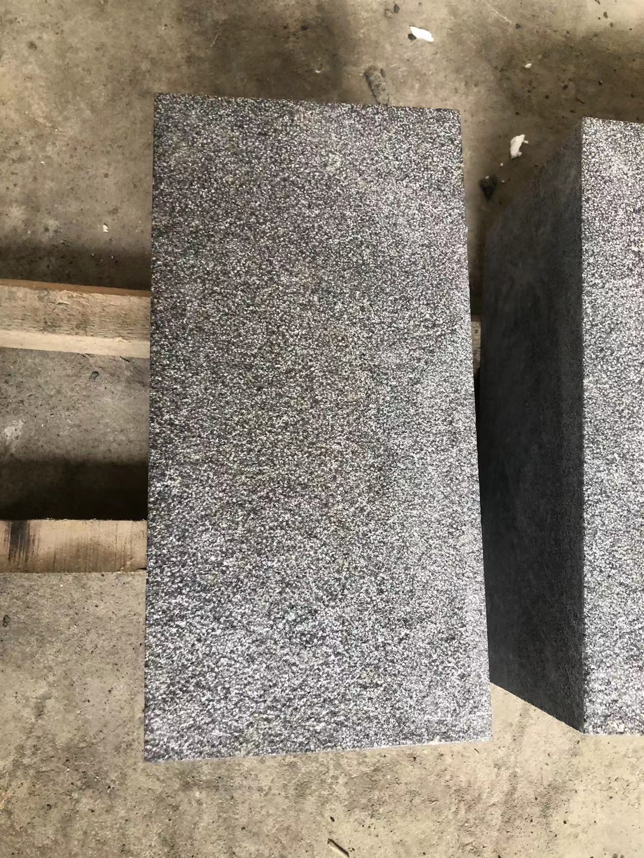China G684 black basalt bushhammer granite setts