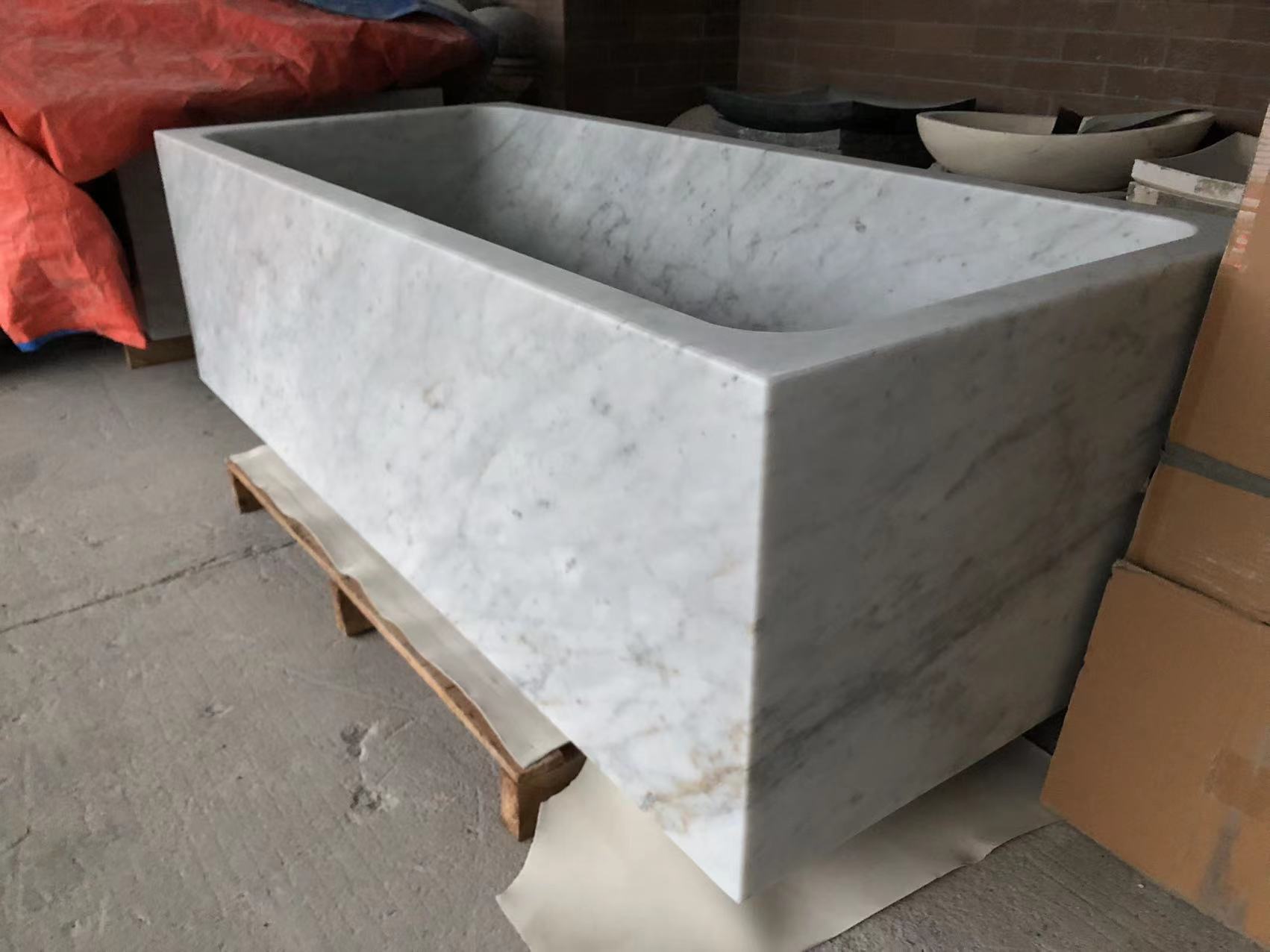Square Sharp Carrara white marble bathtub