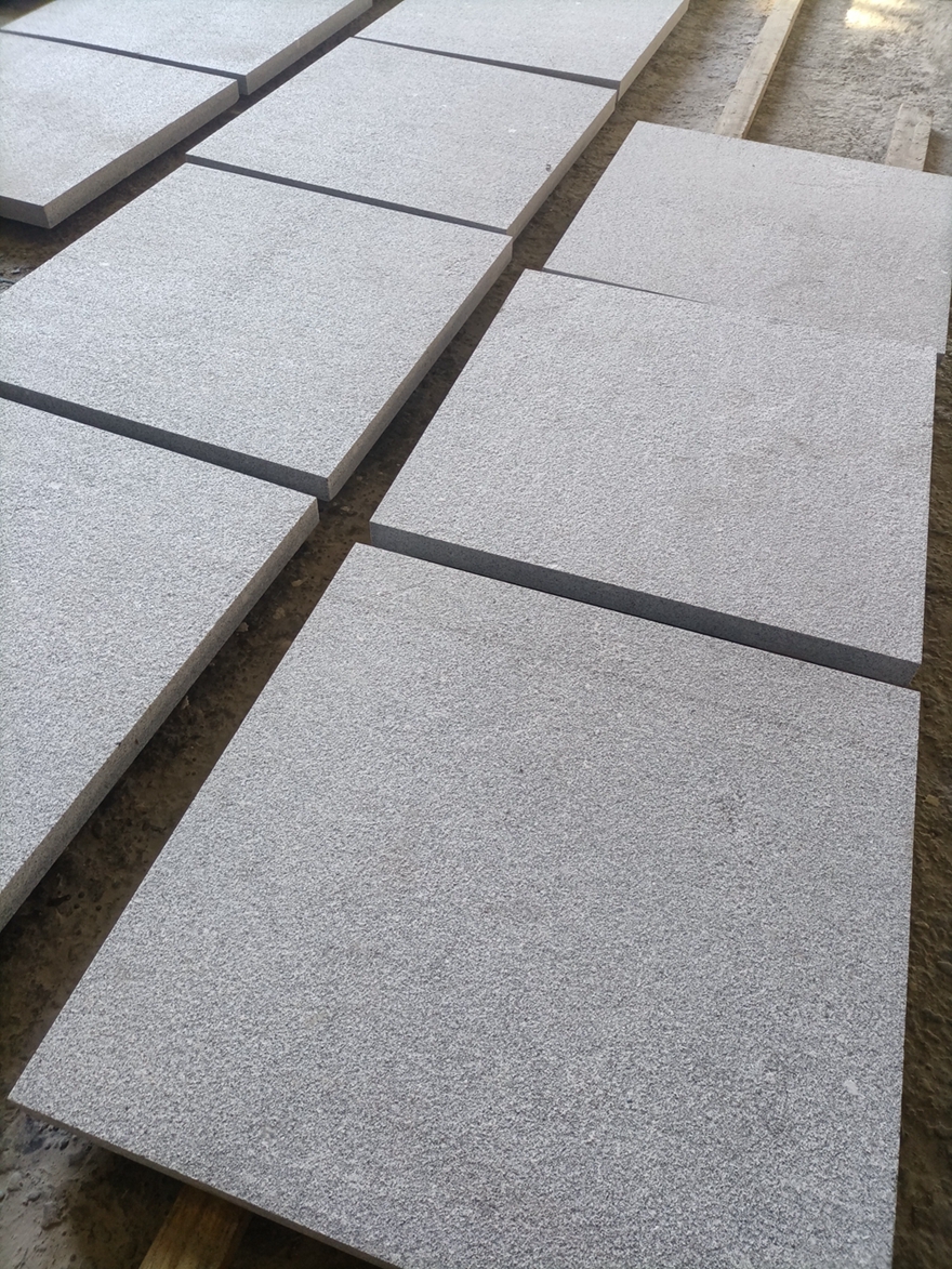 G633 Misty Grey Granite Flamed Tiles 900x900mm