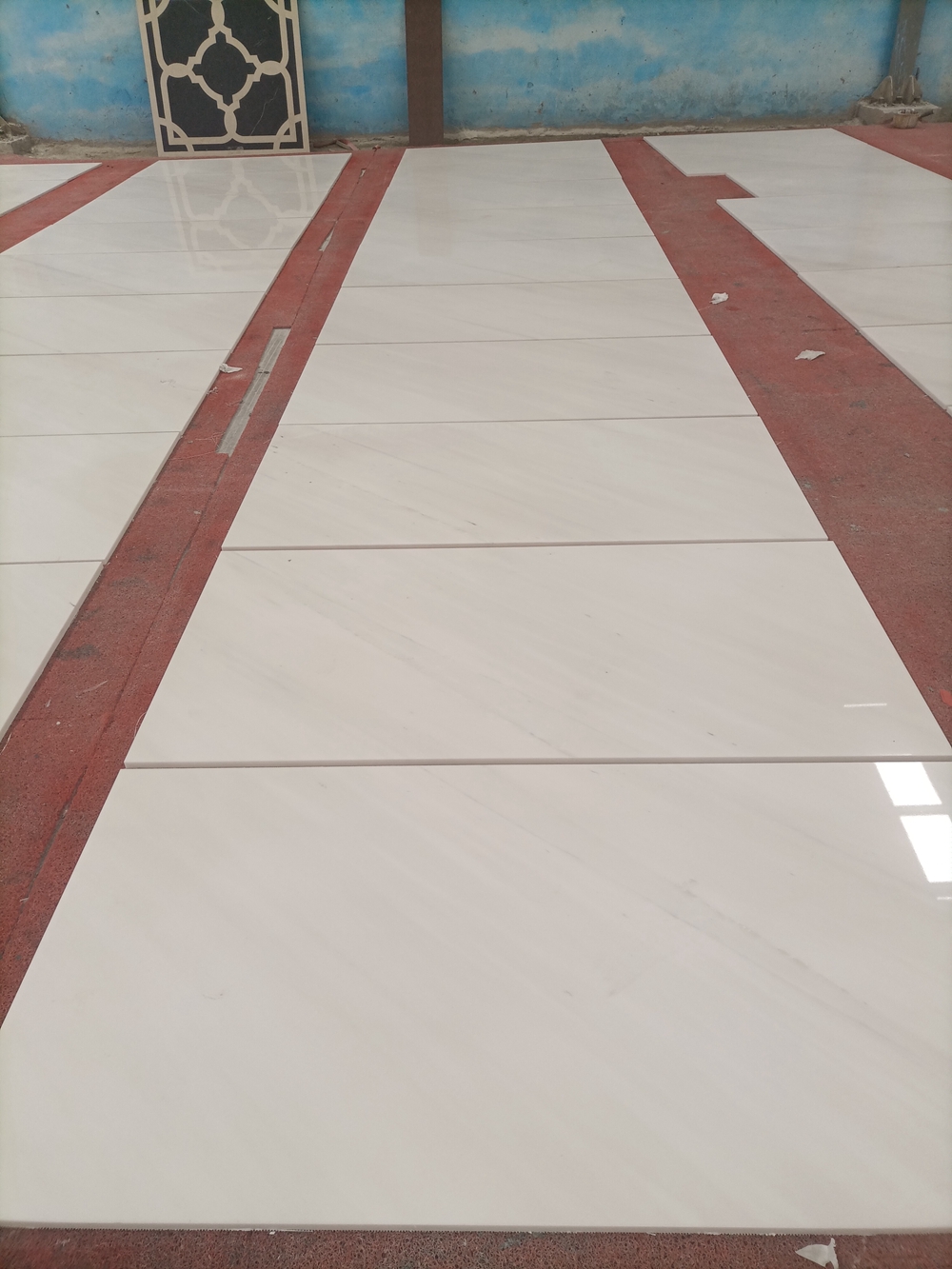 Sivec White Marble Tiles 150x75cm for project flooring
