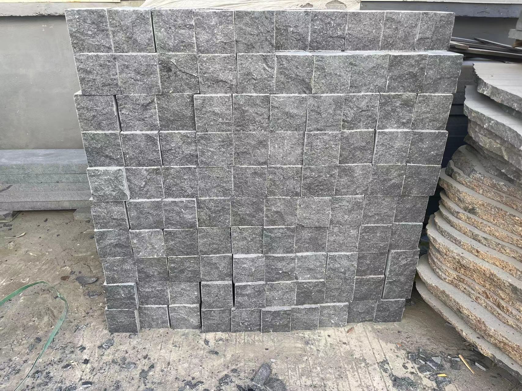 G684 Black Granite Cobble Stone with Natural Split Finished 100x100mm