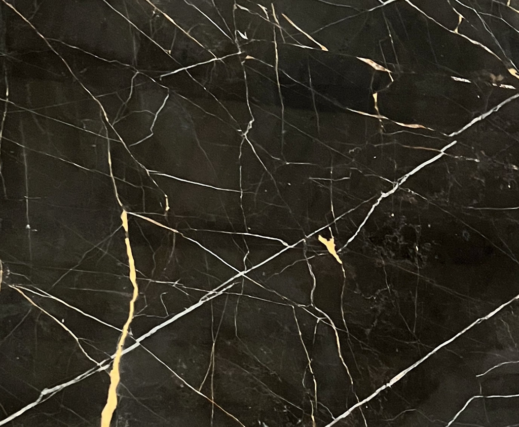 China Laurent Gold Black Marble