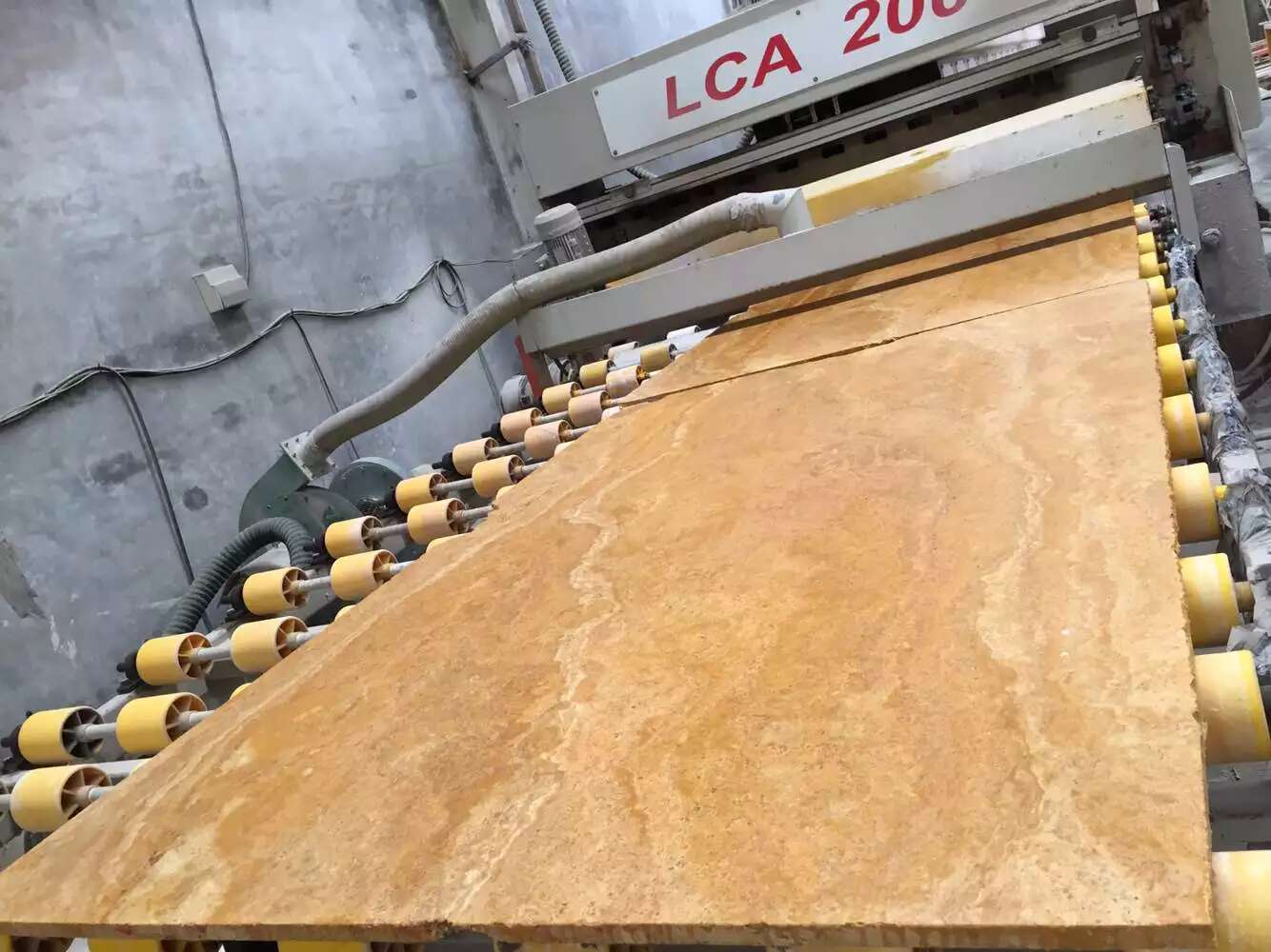 Golden Travertine Cross Cut