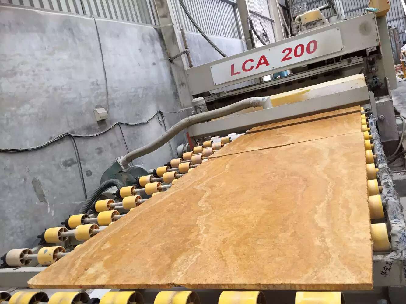 Golden Travertine Cross Cut